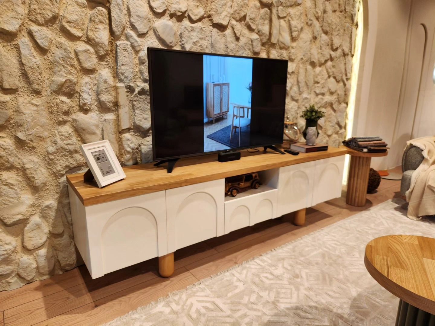 Neva Tv Ünitesi